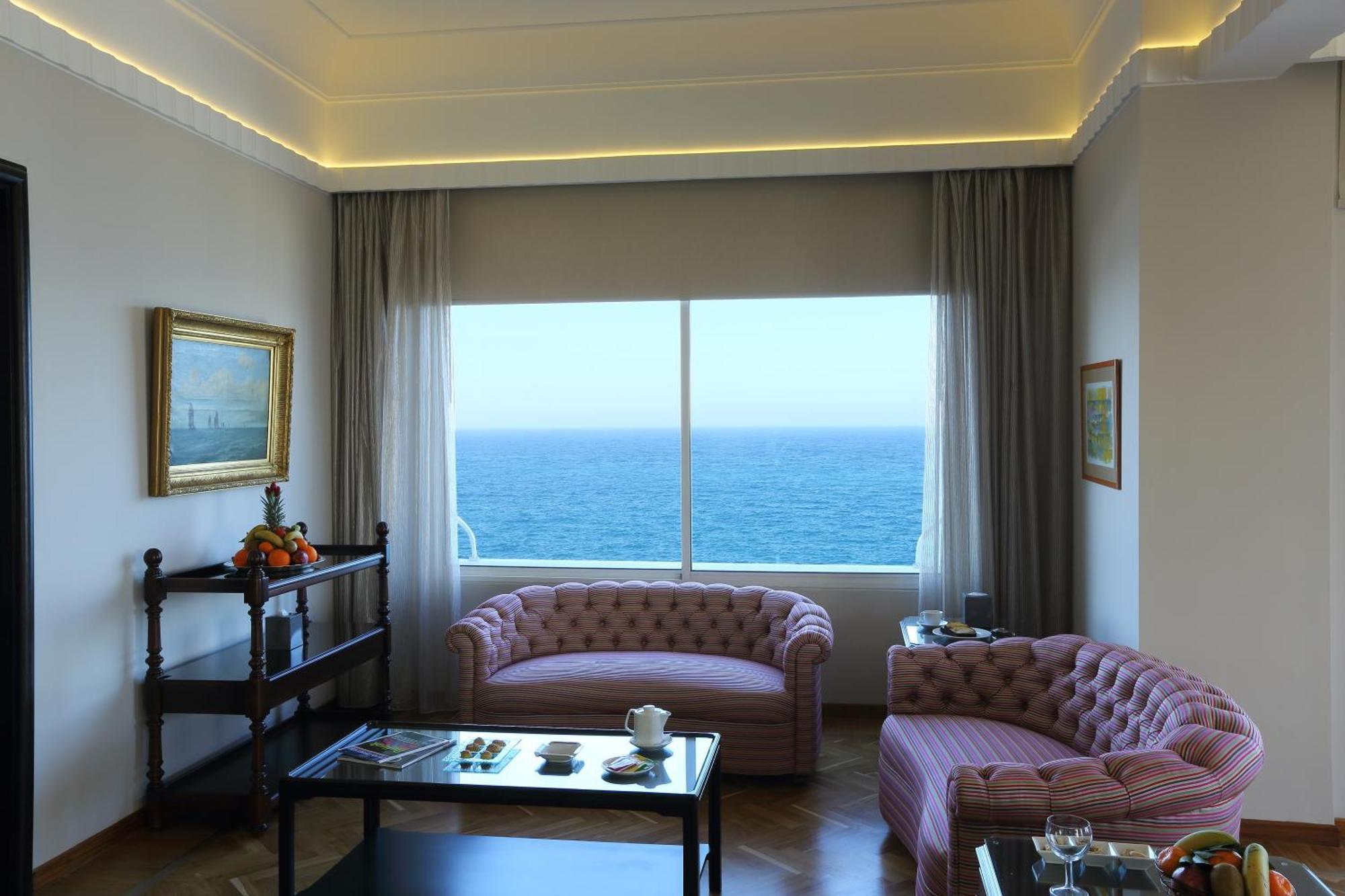 Warwick Palm Beach Hotel Бейрут Экстерьер фото